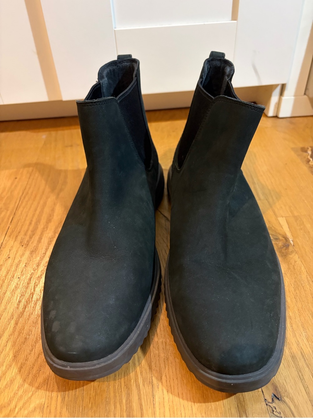 ColeHaan Original Grand CitySpectre Black Chelsea Boots - Sleek Slip-On Style